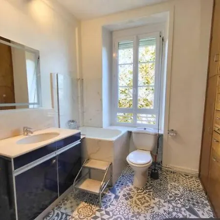 Holiday home Family Cour Du Louvre Saint-Sever-Calvados